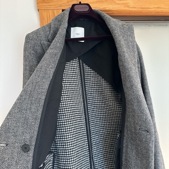 NWOT Wool Herringbone Overcoat - Picture 4 of 9